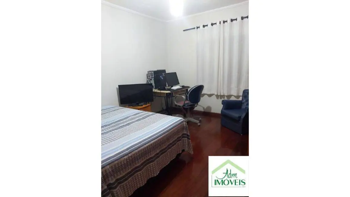 Foto 9 de Casa com 3 quartos à venda, 450m2 em Vila Santa Terezinha (Zona Norte), São Paulo - SP