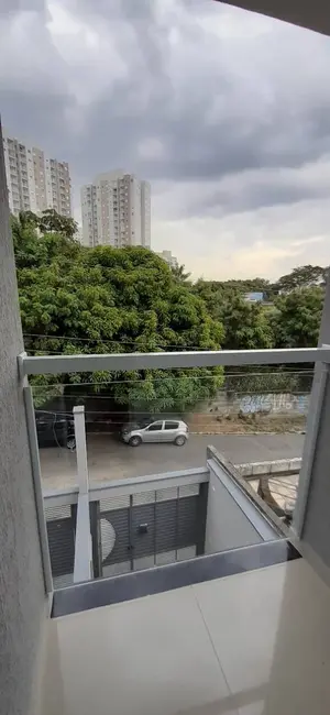 Foto 2 de Sobrado com 3 quartos à venda, 140m2 em Jardim Regina, São Paulo - SP