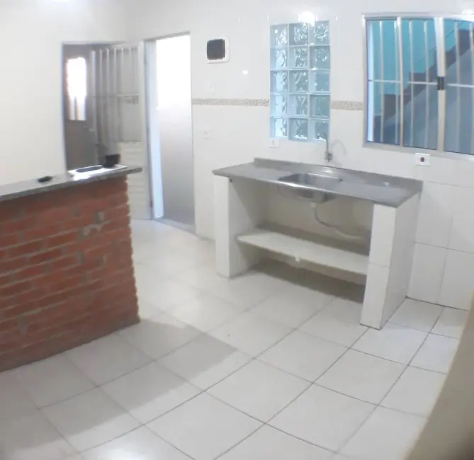 Foto 1 de Casa com 2 quartos para alugar, 65m2 em Jardim Peri, São Paulo - SP