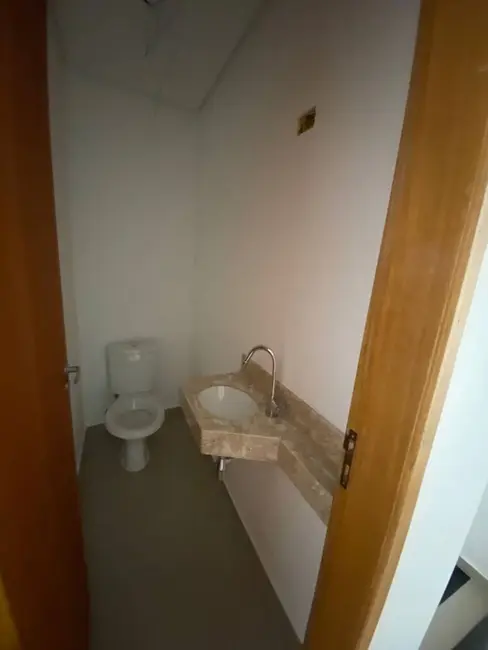 Foto 2 de Sobrado com 2 quartos à venda, 130m2 em Jardim Regina, São Paulo - SP