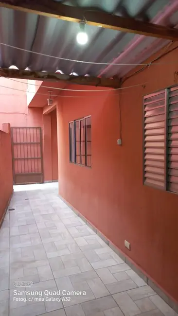 Casa com 1 quarto para alugar em Vila Santa Maria, São Paulo - SP - imagem 3 Foto 3 de Casa com 1 quarto para alugar em Vila Santa Maria, São Paulo - SP