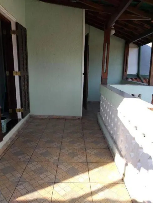 Casa com 3 quartos à venda, 487m2 em Vila Serralheiro, São Paulo - SP - imagem 9 Foto 9 de Casa com 3 quartos à venda, 487m2 em Vila Serralheiro, São Paulo - SP