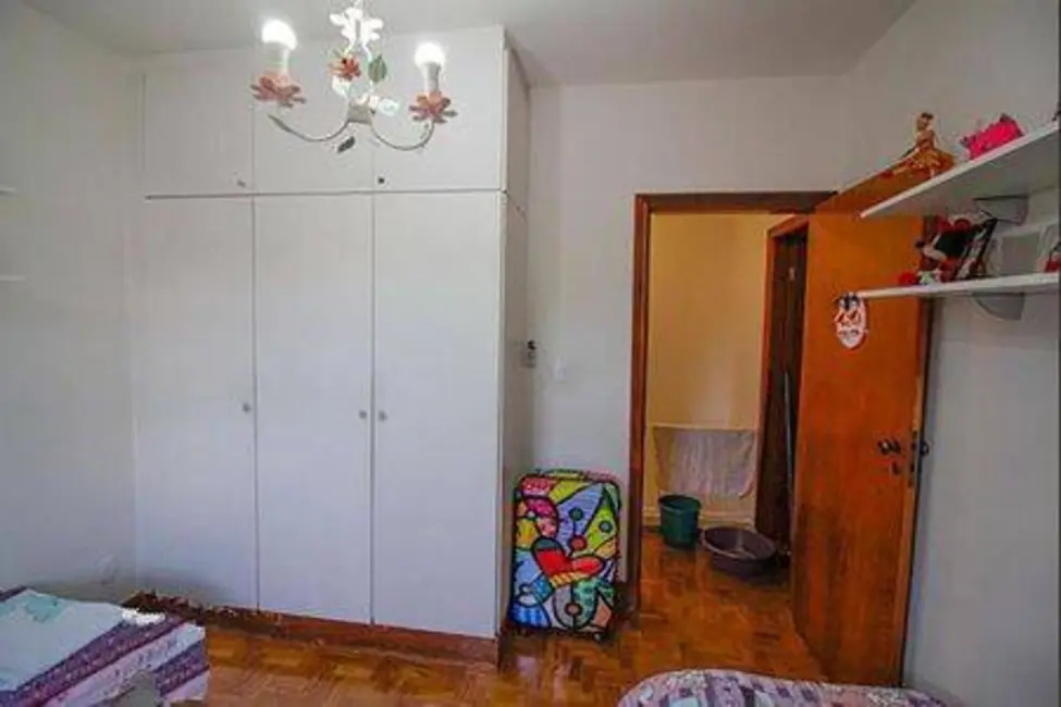 Sobrado com 4 quartos à venda, 300m2 em Vila Anglo Brasileira, São Paulo - SP - imagem 3 Foto 3 de Sobrado com 4 quartos à venda, 300m2 em Vila Anglo Brasileira, São Paulo - SP