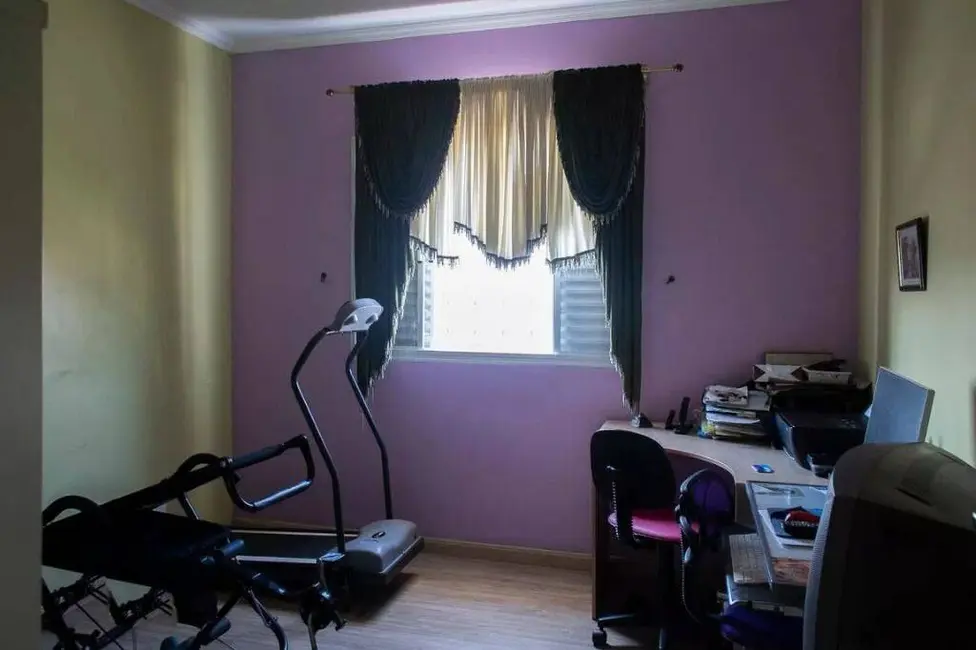 Casa com 3 quartos à venda e para alugar, 218m2 em Vila Paulicéia, São Paulo - SP - imagem 4 Foto 4 de Casa com 3 quartos à venda e para alugar, 218m2 em Vila Paulicéia, São Paulo - SP