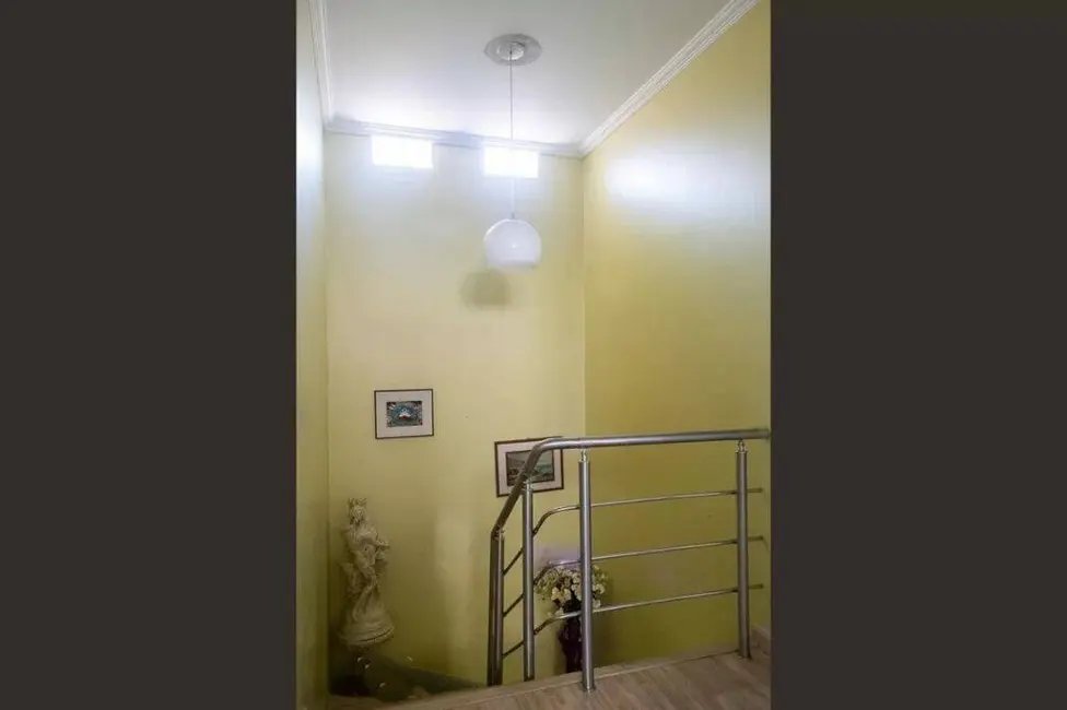 Casa com 3 quartos à venda e para alugar, 218m2 em Vila Paulicéia, São Paulo - SP - imagem 8 Foto 8 de Casa com 3 quartos à venda e para alugar, 218m2 em Vila Paulicéia, São Paulo - SP