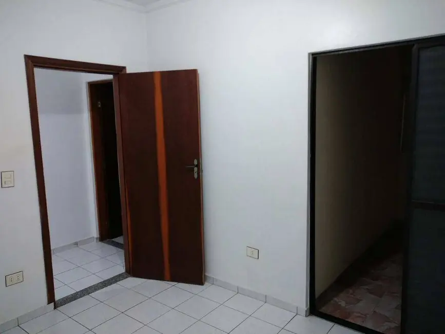 Sobrado com 3 quartos à venda em Jardim Regina, São Paulo - SP - imagem 4 Foto 4 de Sobrado com 3 quartos à venda em Jardim Regina, São Paulo - SP