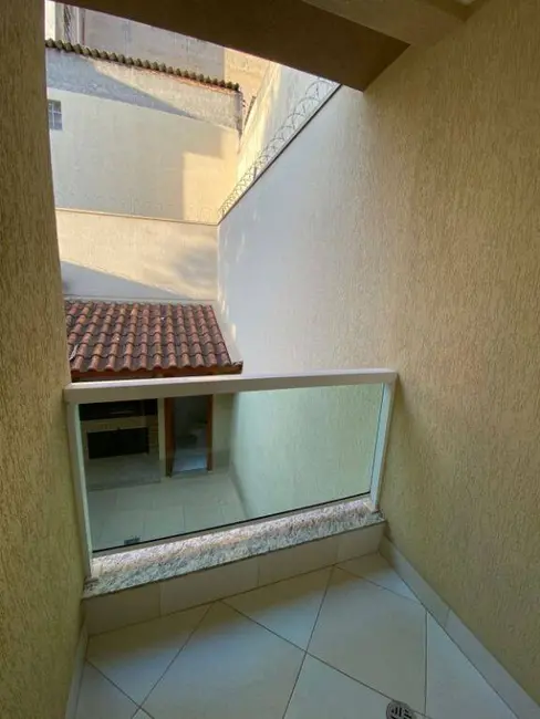 Foto 8 de Sobrado com 3 quartos à venda, 300m2 em Vila Mangalot, São Paulo - SP