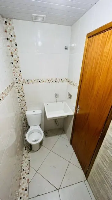 Foto 2 de Apartamento com 1 quarto para alugar, 30m2 em Vila Amália (Zona Norte), São Paulo - SP