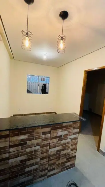 Foto 4 de Apartamento com 1 quarto para alugar, 30m2 em Vila Amália (Zona Norte), São Paulo - SP
