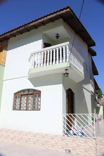 Foto 2 de Casa com 3 quartos à venda, 240m2 em Jardim Líbano, São Paulo - SP