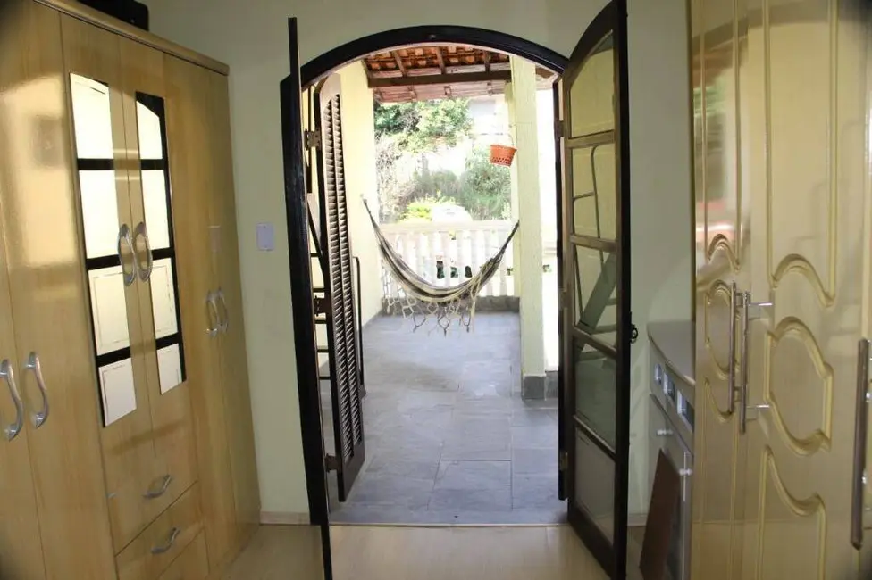 Foto 3 de Casa com 3 quartos à venda, 240m2 em Jardim Líbano, São Paulo - SP