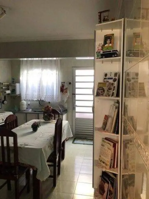 Foto 2 de Casa com 2 quartos à venda, 80m2 em Parque Taipas, São Paulo - SP