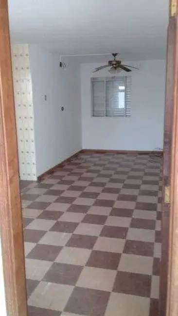 Apartamento com 2 quartos à venda, 52m2 em Conjunto Habitacional Presidente Castelo Branco, Carapicuiba - SP - imagem 3 Foto 3 de Apartamento com 2 quartos à venda, 52m2 em Conjunto Habitacional Presidente Castelo Branco, Carapicuiba - SP