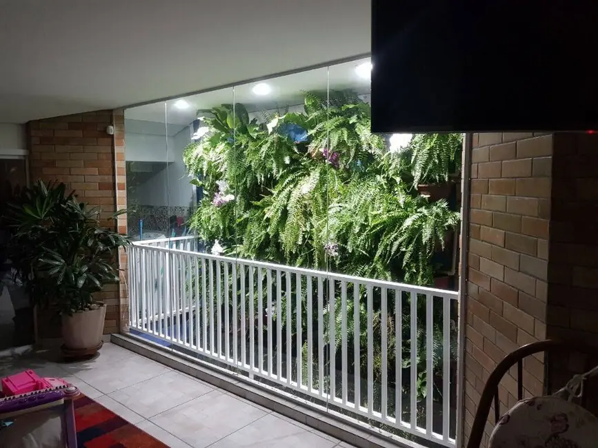 Casa com 3 quartos à venda, 214m2 em Ayrosa, Osasco - SP - imagem 7 Foto 7 de Casa com 3 quartos à venda, 214m2 em Ayrosa, Osasco - SP