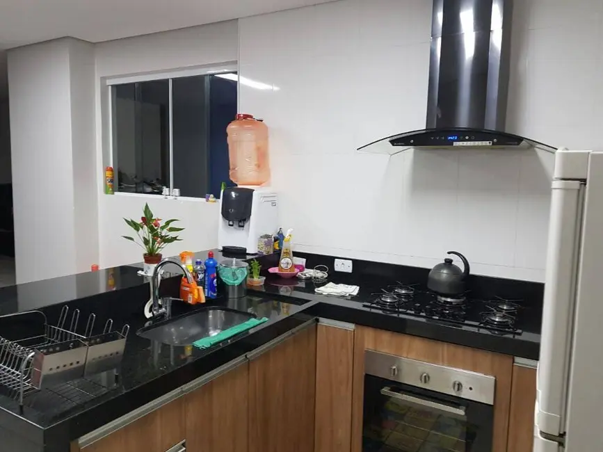 Casa com 3 quartos à venda, 214m2 em Ayrosa, Osasco - SP - imagem 6 Foto 6 de Casa com 3 quartos à venda, 214m2 em Ayrosa, Osasco - SP