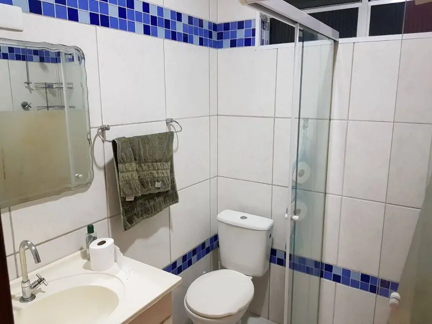 Casa com 3 quartos à venda, 214m2 em Ayrosa, Osasco - SP - imagem 3 Foto 3 de Casa com 3 quartos à venda, 214m2 em Ayrosa, Osasco - SP
