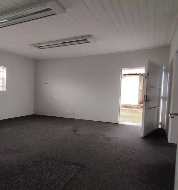 Foto 5 de Casa com 5 quartos para alugar, 200m2 em Lapa, São Paulo - SP