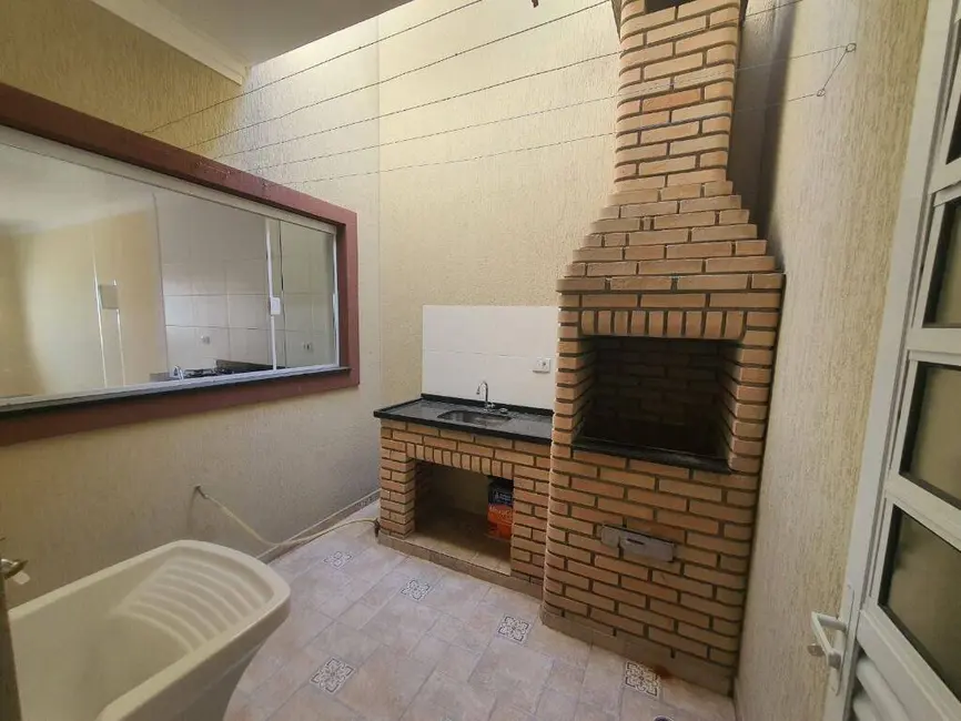 Foto 4 de Casa com 3 quartos à venda em Vila Caiúba, São Paulo - SP