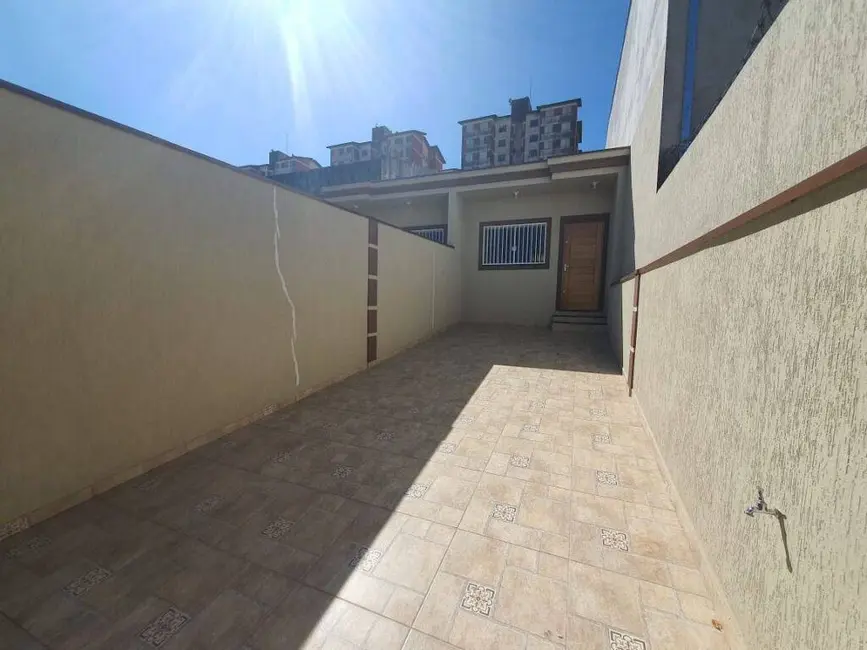 Foto 1 de Casa com 3 quartos à venda em Vila Caiúba, São Paulo - SP