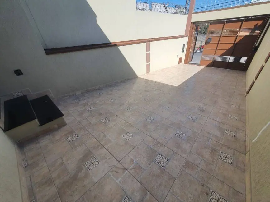 Foto 9 de Casa com 3 quartos à venda em Vila Caiúba, São Paulo - SP