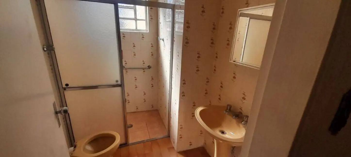 Casa com 2 quartos para alugar em Parque São Domingos, São Paulo - SP - imagem 9 Foto 9 de Casa com 2 quartos para alugar em Parque São Domingos, São Paulo - SP