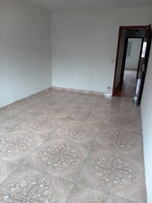 Casa com 2 quartos para alugar em Jardim Santo Elias, São Paulo - SP - imagem 6 Foto 6 de Casa com 2 quartos para alugar em Jardim Santo Elias, São Paulo - SP