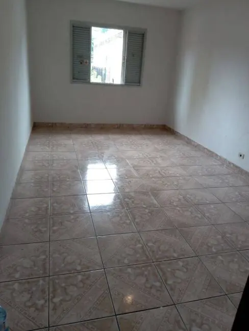 Casa com 2 quartos para alugar em Jardim Santo Elias, São Paulo - SP - imagem 7 Foto 7 de Casa com 2 quartos para alugar em Jardim Santo Elias, São Paulo - SP