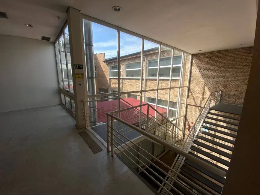 Foto 6 de Sala Comercial à venda e para alugar em Bom Retiro, São Paulo - SP