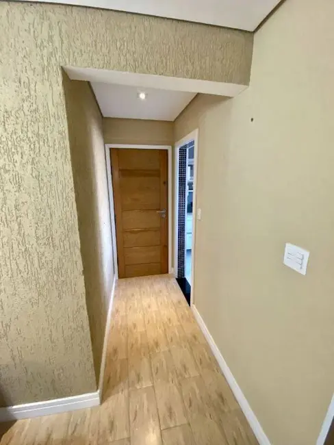 Apartamento com 2 quartos para alugar, 64m2 em Vila Celeste, São Paulo - SP - imagem 6 Foto 6 de Apartamento com 2 quartos para alugar, 64m2 em Vila Celeste, São Paulo - SP