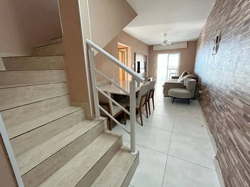 Foto 2 de Cobertura com 3 quartos à venda, 190m2 em Tupi, Praia Grande - SP