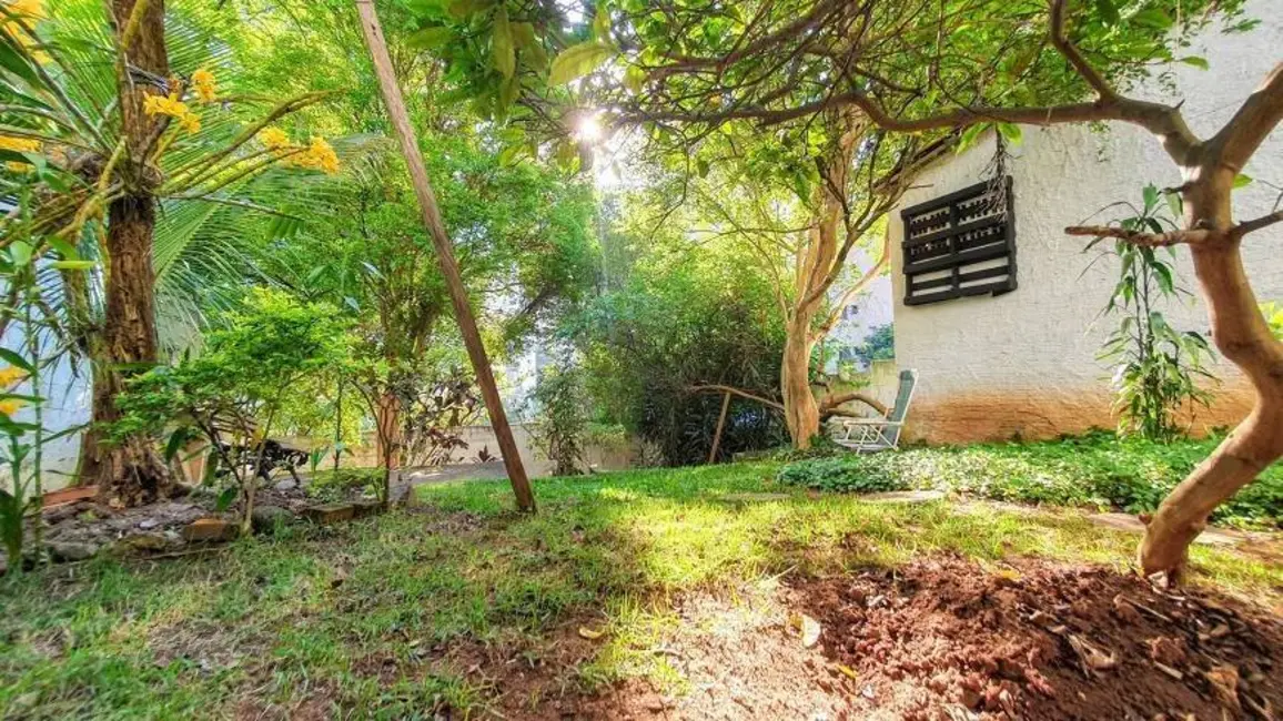 Foto 5 de Casa com 2 quartos à venda, 350m2 em Vila Ipojuca, São Paulo - SP