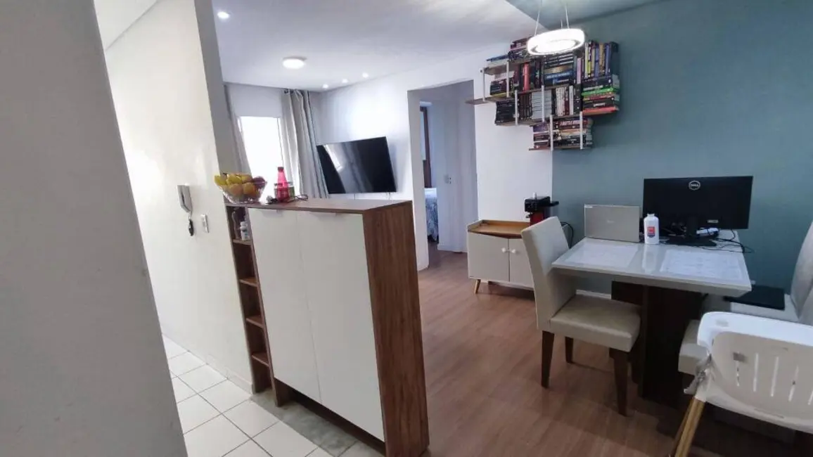 Foto 6 de Apartamento com 2 quartos à venda, 54m2 em Jardim Colibri, Cotia - SP