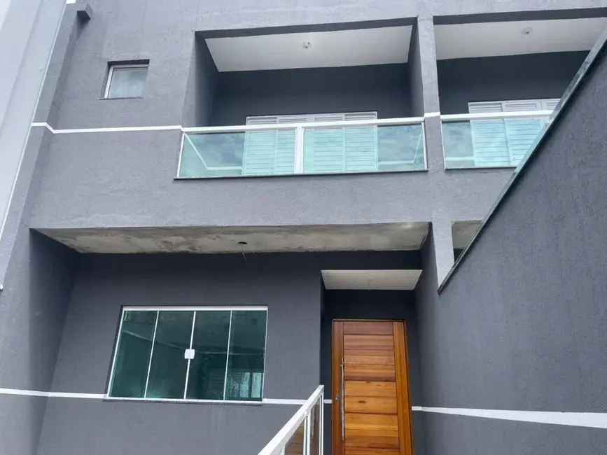 Foto 2 de Casa com 3 quartos à venda e para alugar, 225m2 em Laranjeiras, Caieiras - SP