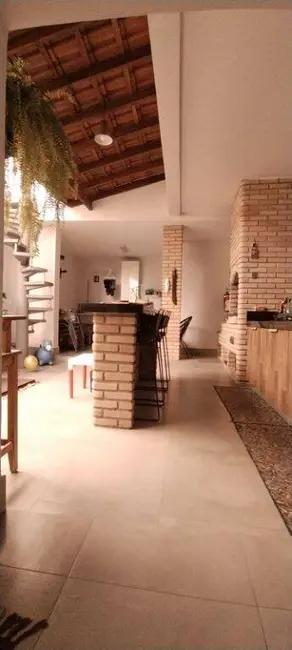 Foto 1 de Casa com 3 quartos à venda, 160m2 em Vila Hamburguesa, São Paulo - SP