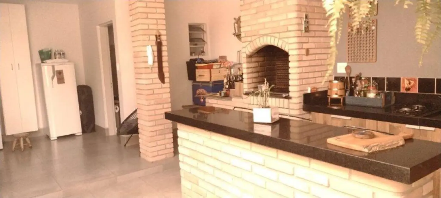 Foto 3 de Casa com 3 quartos à venda, 160m2 em Vila Hamburguesa, São Paulo - SP