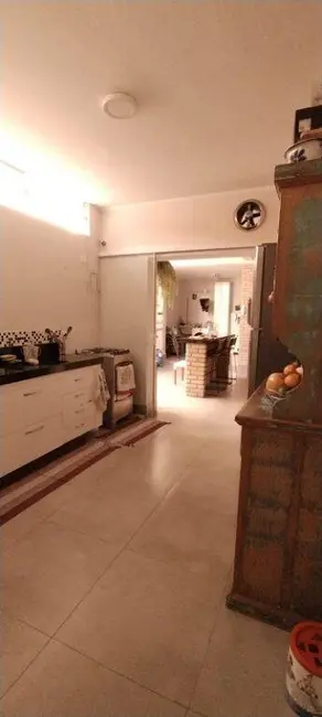 Foto 6 de Casa com 3 quartos à venda, 160m2 em Vila Hamburguesa, São Paulo - SP