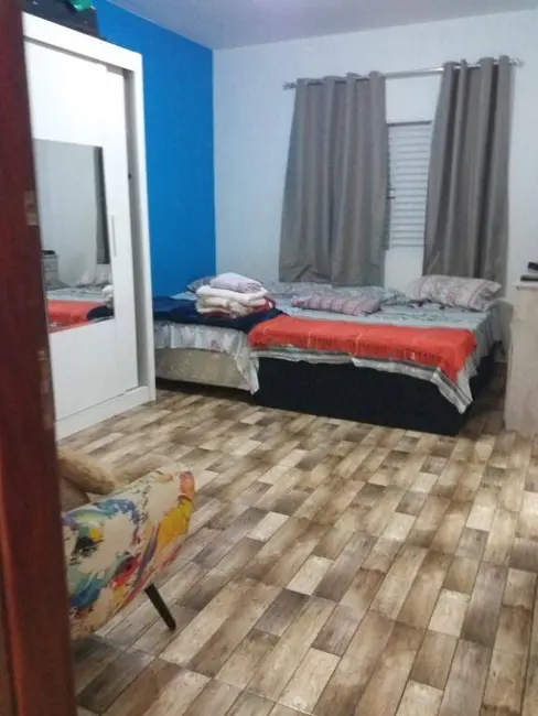 Foto 9 de Casa com 3 quartos à venda, 200m2 em Parque Maria Domitila, São Paulo - SP