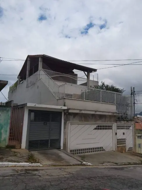 Foto 1 de Casa com 3 quartos à venda, 200m2 em Parque Maria Domitila, São Paulo - SP