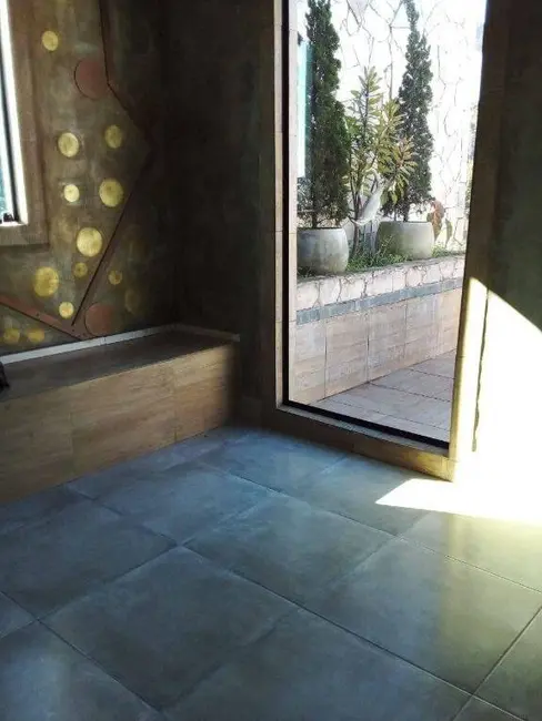 Foto 3 de Casa com 4 quartos à venda, 480m2 em Santa Inês, Caieiras - SP