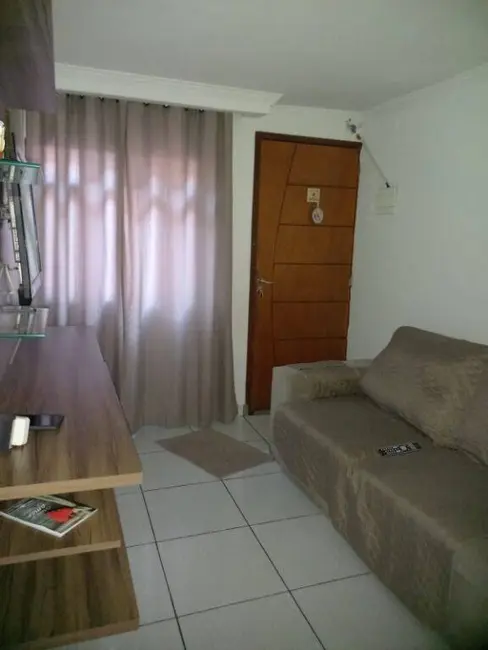 Foto 4 de Apartamento com 2 quartos à venda, 49m2 em Conjunto Habitacional Presidente Castelo Branco, Carapicuiba - SP