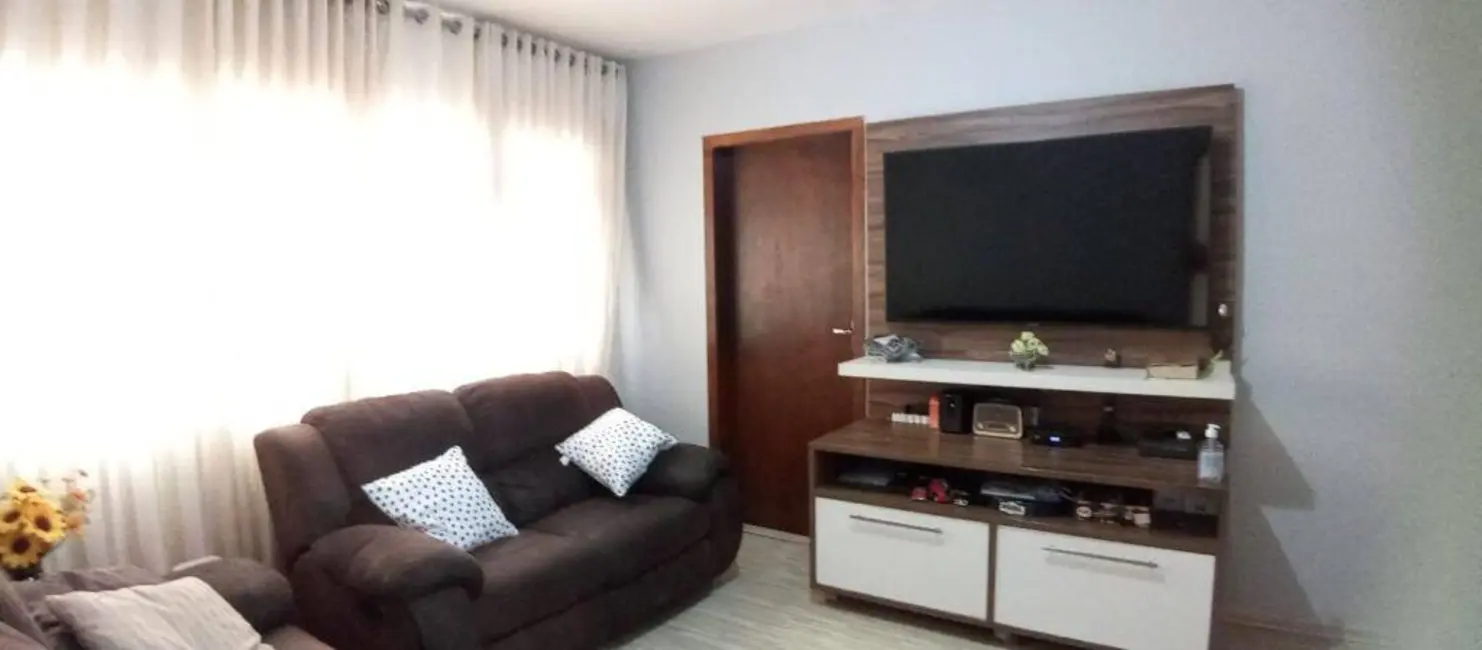 Foto 4 de Sobrado com 3 quartos à venda, 207m2 em Vila Iório, São Paulo - SP