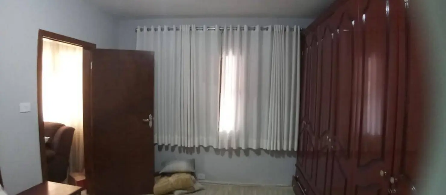 Foto 6 de Sobrado com 3 quartos à venda, 207m2 em Vila Iório, São Paulo - SP