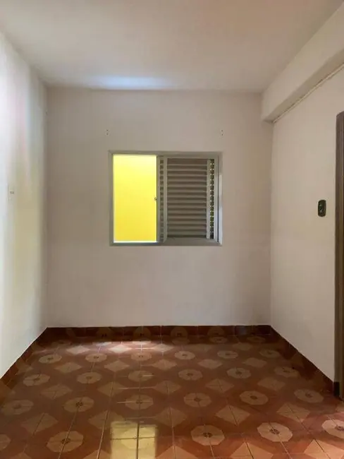 Foto 5 de Casa com 1 quarto para alugar, 45m2 em Vila Iório, São Paulo - SP