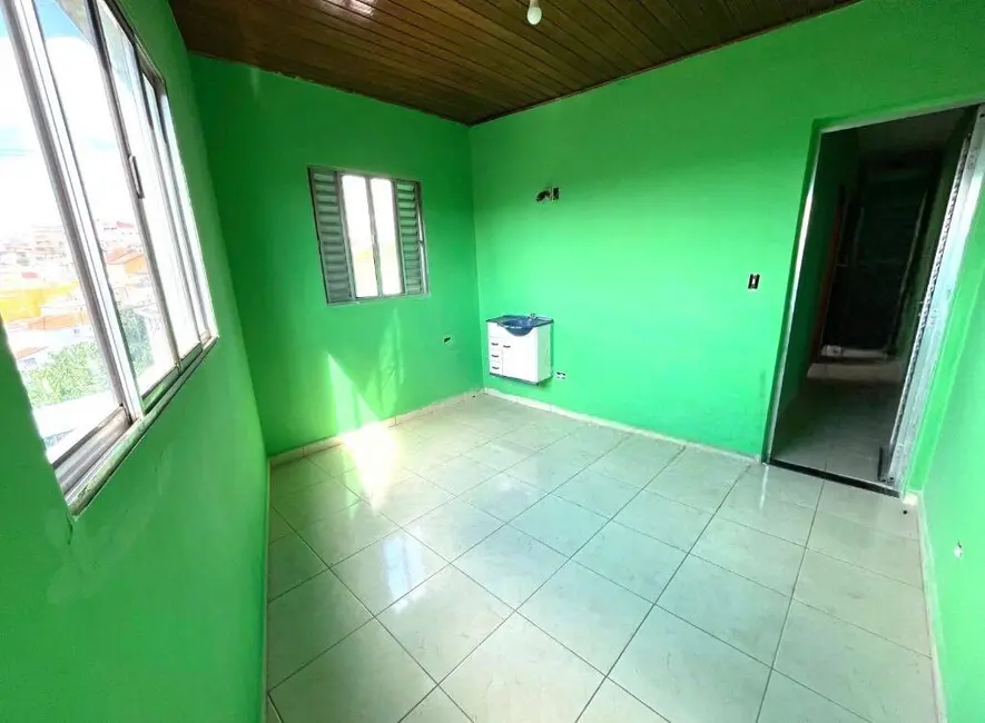 Foto 2 de Sobrado com 5 quartos à venda, 140m2 em Ayrosa, Osasco - SP