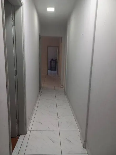 Foto 3 de Casa com 2 quartos para alugar, 250m2 em Vila Pereira Barreto, São Paulo - SP