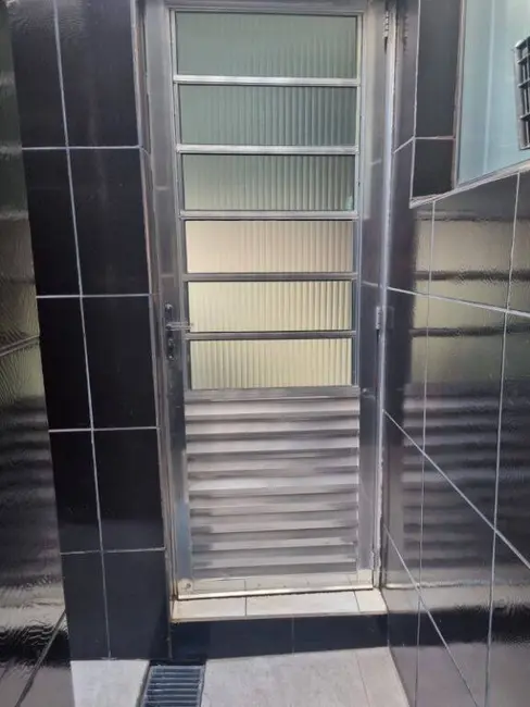 Sobrado para alugar, 29m2 em Vila Bruna, São Paulo - SP - imagem 3 Foto 3 de Sobrado para alugar, 29m2 em Vila Bruna, São Paulo - SP