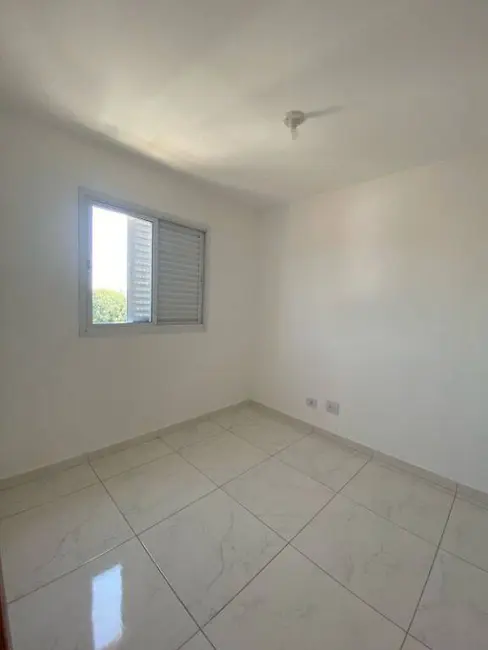 Foto 9 de Apartamento com 2 quartos para alugar, 38m2 em Jardim Mangalot, São Paulo - SP