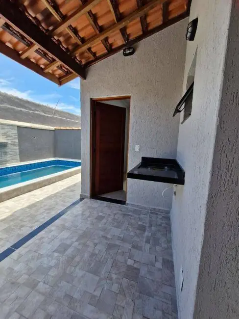 Foto 7 de Casa com 3 quartos à venda, 156m2 em Itanhaem - SP