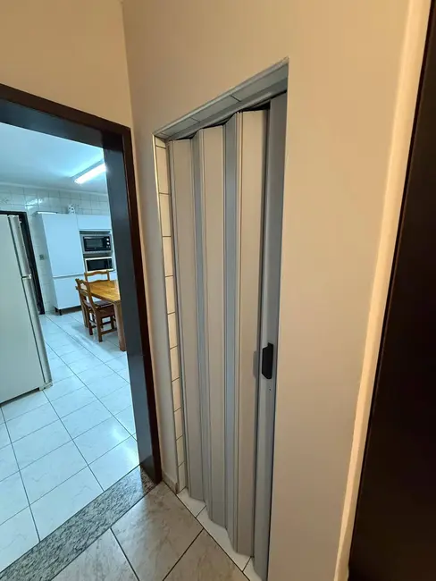 Sobrado com 3 quartos à venda, 181m2 em Vila Serralheiro, São Paulo - SP - imagem 6 Foto 6 de Sobrado com 3 quartos à venda, 181m2 em Vila Serralheiro, São Paulo - SP