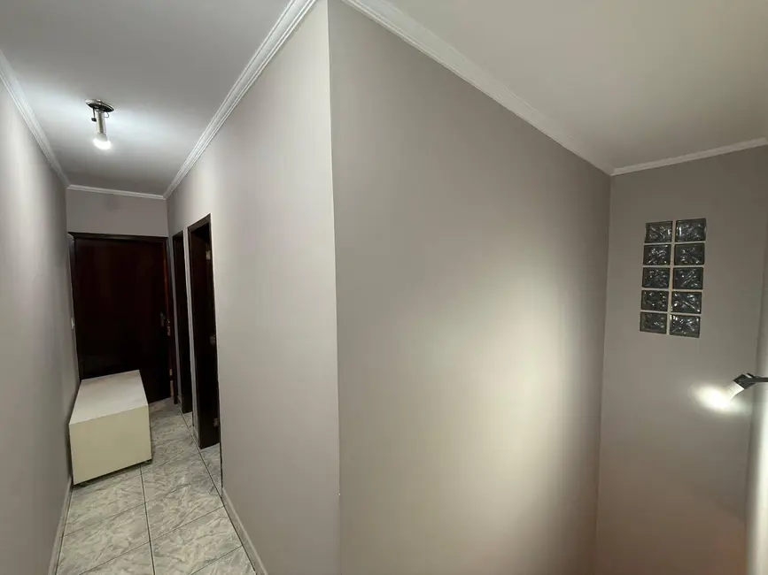 Sobrado com 3 quartos à venda, 181m2 em Vila Serralheiro, São Paulo - SP - imagem 4 Foto 4 de Sobrado com 3 quartos à venda, 181m2 em Vila Serralheiro, São Paulo - SP